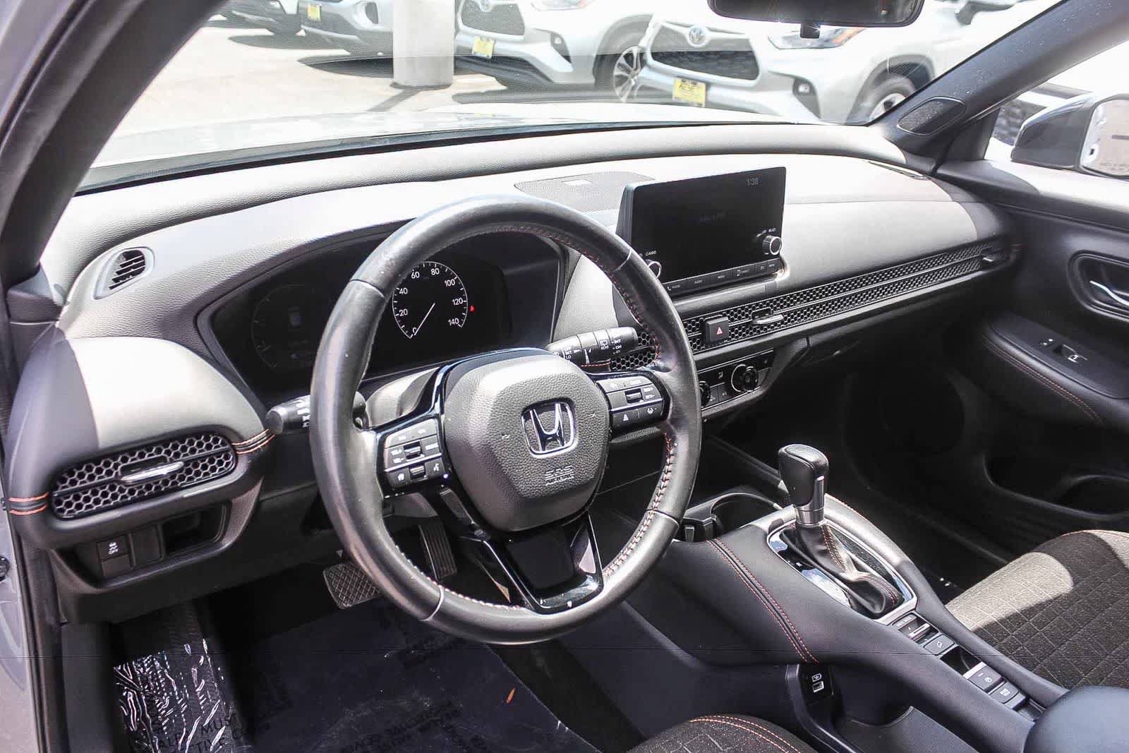 Used 2023 Honda HR-V Sport image 23