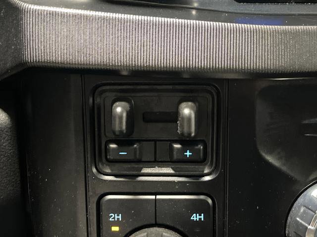 Used 2024 Ford F350 Platinum image 27