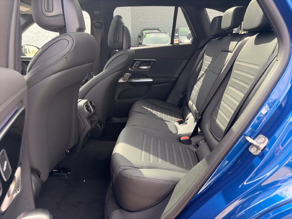 New 2027 Mercedes-Benz GLC 300 4MATIC image 25