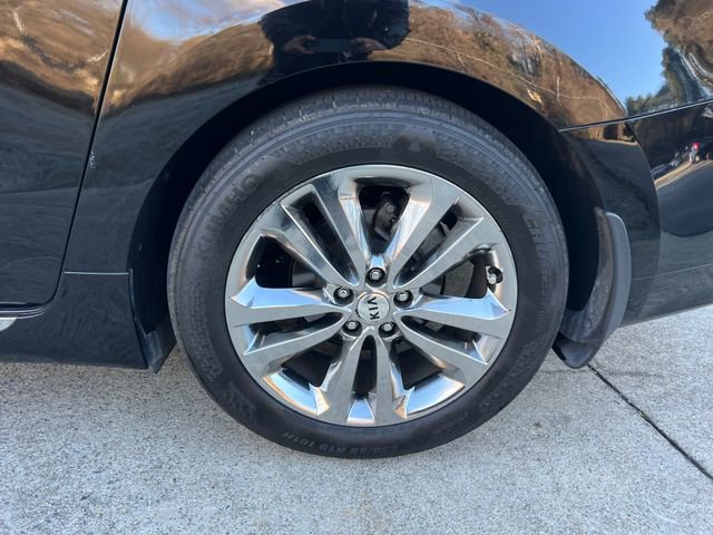 Used 2017 Kia Sedona SX Limited image 38