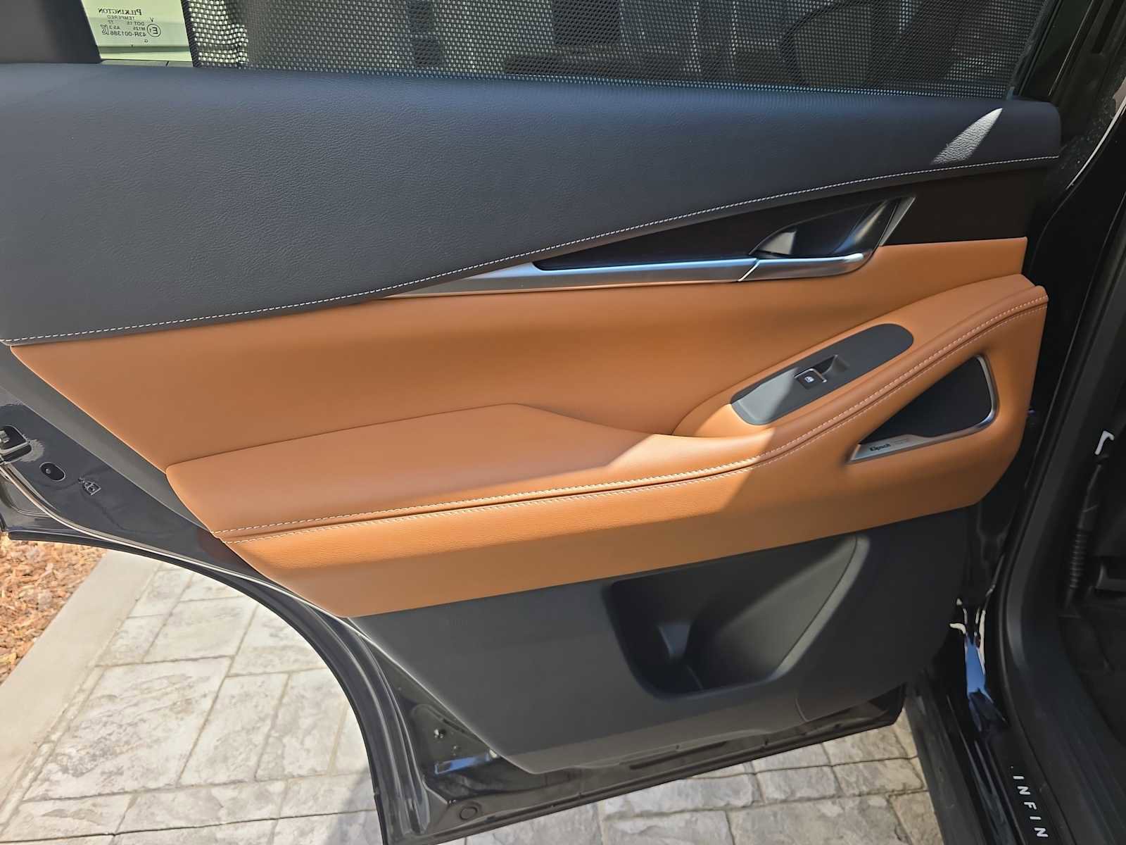 Certified 2026 INFINITI QX60 Autograph w/ Dark Cargo Package image 12