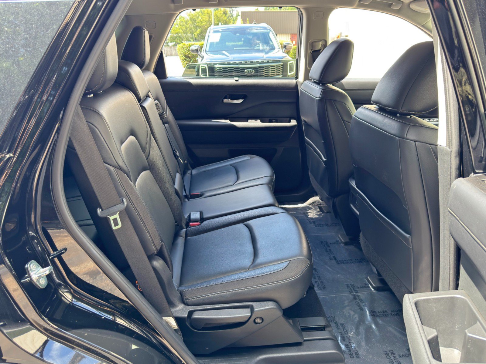 Used 2022 Nissan Pathfinder SL FWD image 38
