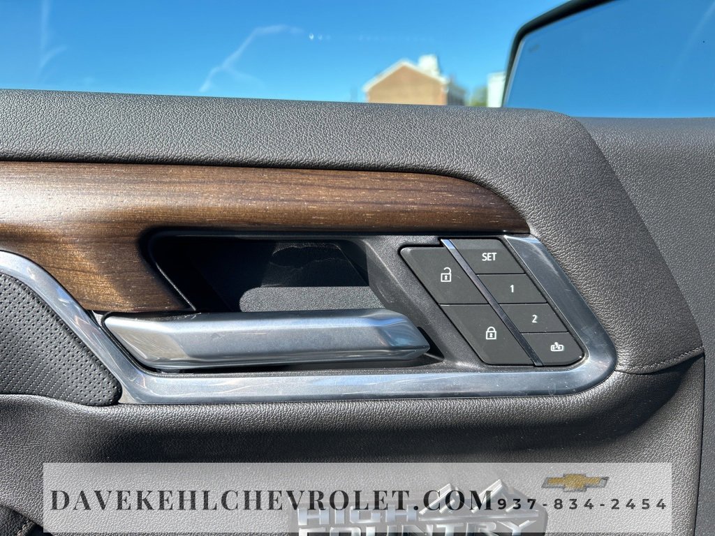 Certified 2025 Chevrolet Silverado 1500 High Country image 10