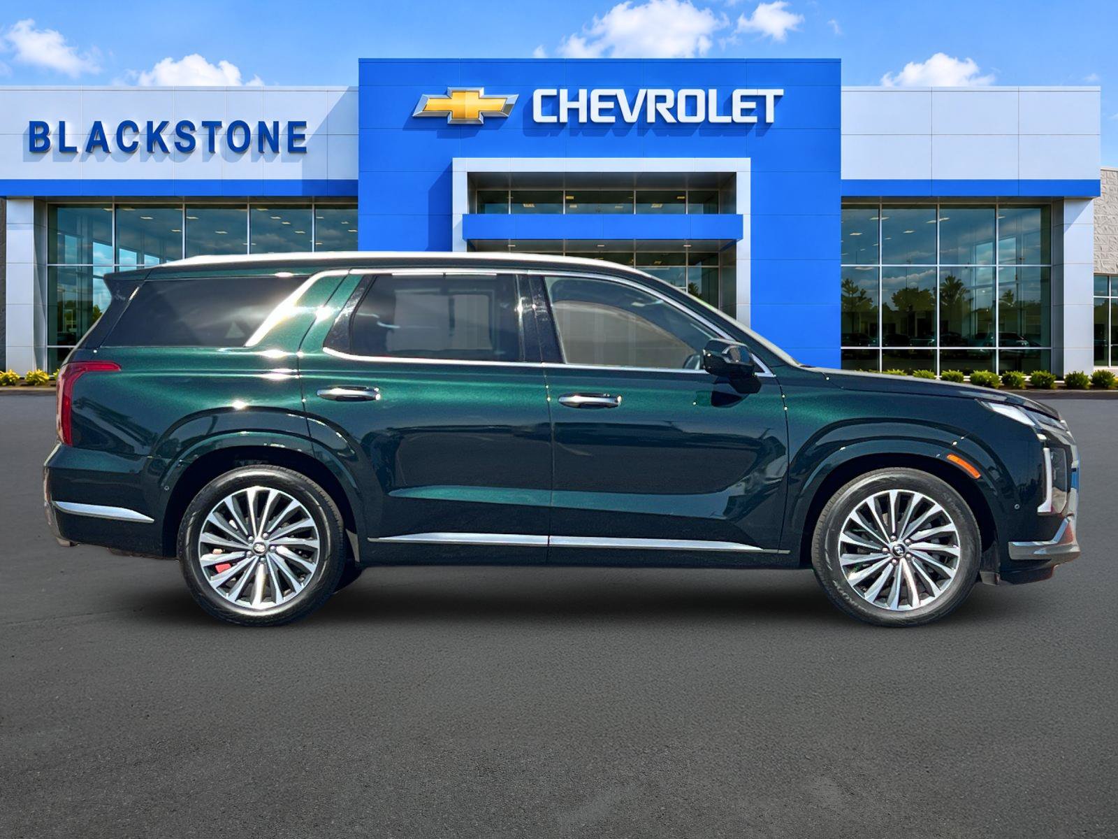 Used 2025 Hyundai Palisade Calligraphy FWD image 7