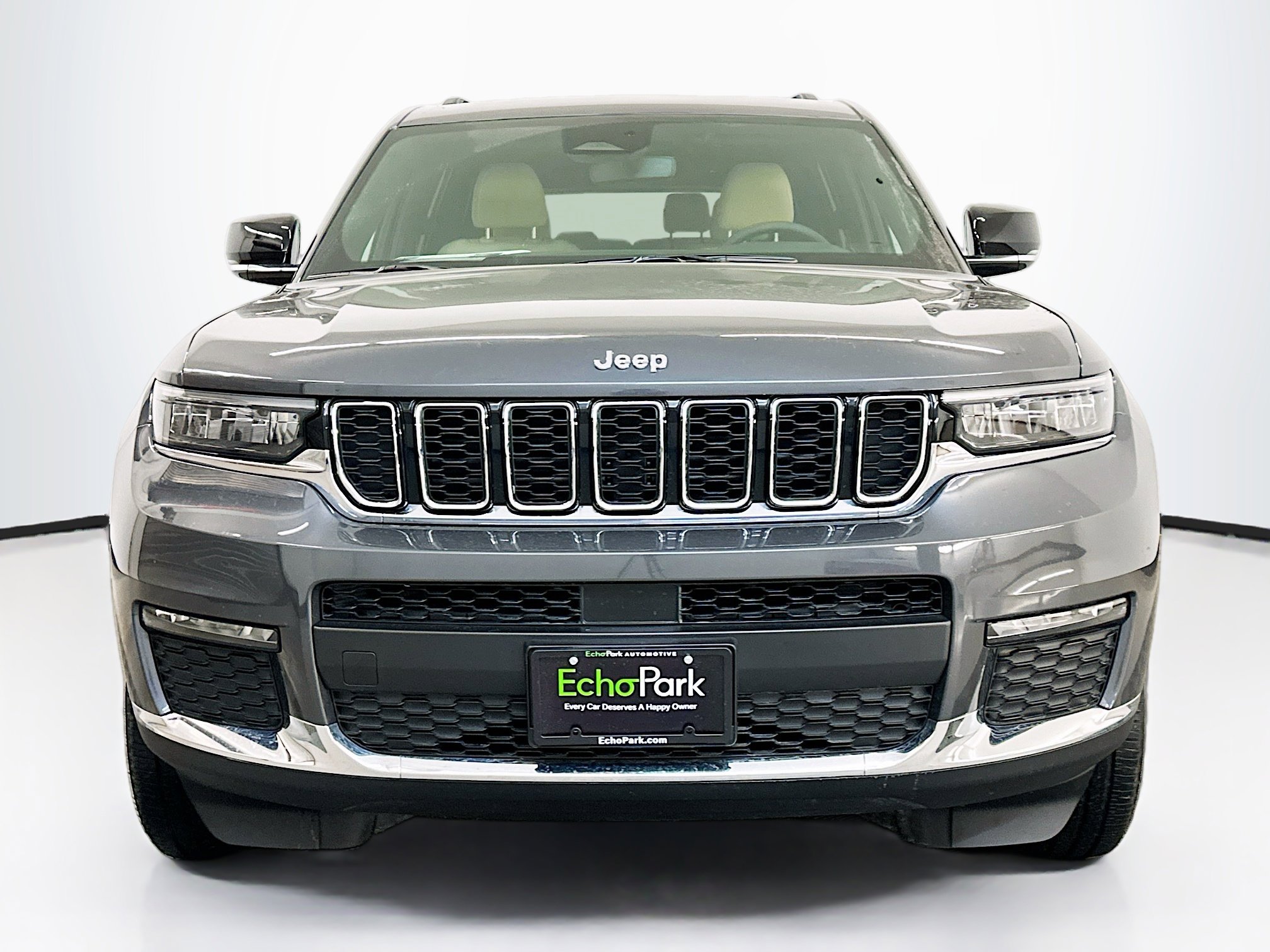 Used 2023 Jeep Grand Cherokee L Limited image 2