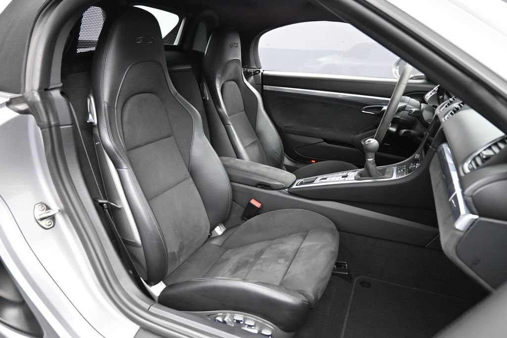 Certified 2021 Porsche 718 Boxster GTS RWD image 25