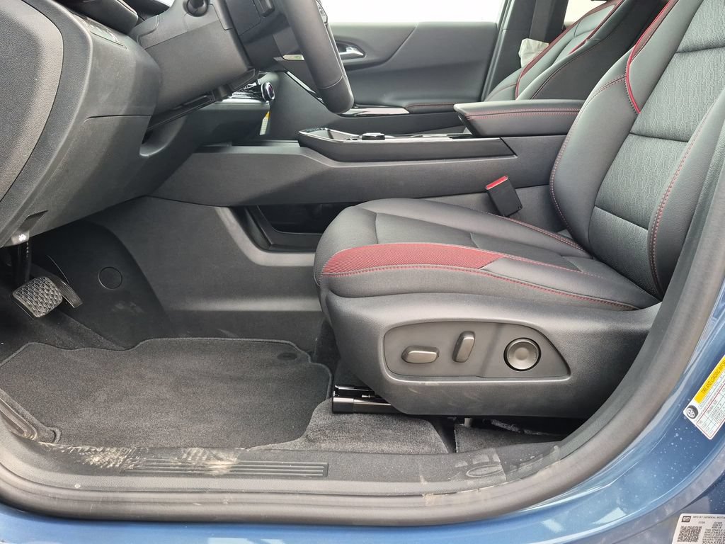 New 2027 Chevrolet Equinox RS w/ Safety and Technology Package AWD/4WD image 10