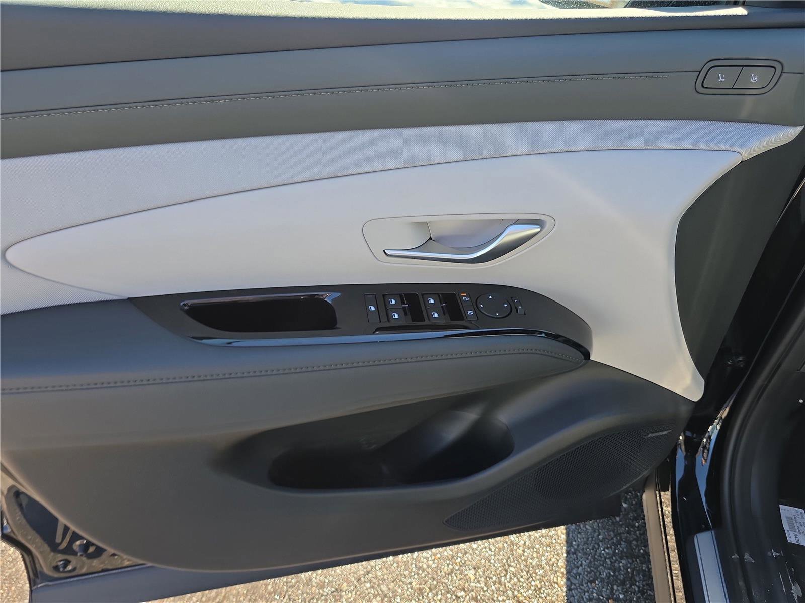 New 2026 Hyundai Tucson Limited image 11