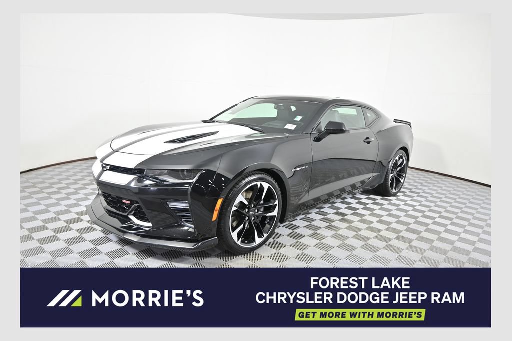 Used 2018 Chevrolet Camaro SS RWD image 1