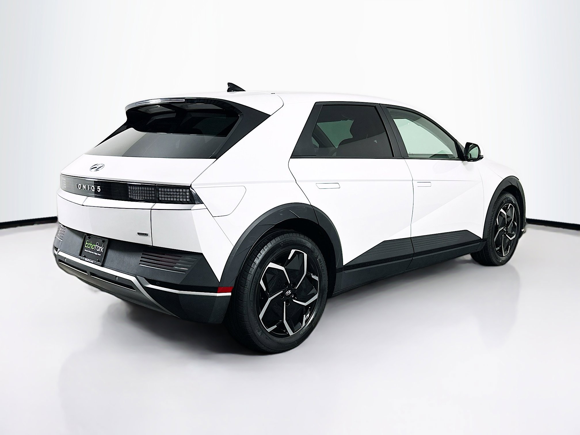 Used 2024 Hyundai Ioniq 5 SEL image 9