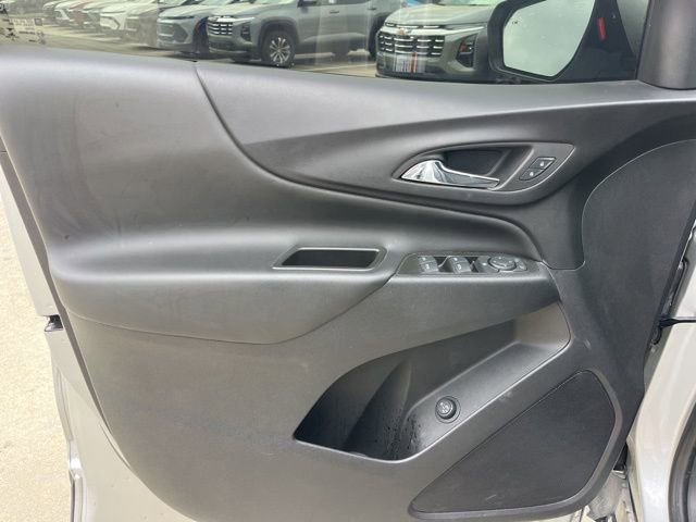 Used 2022 Chevrolet Equinox LT image 12