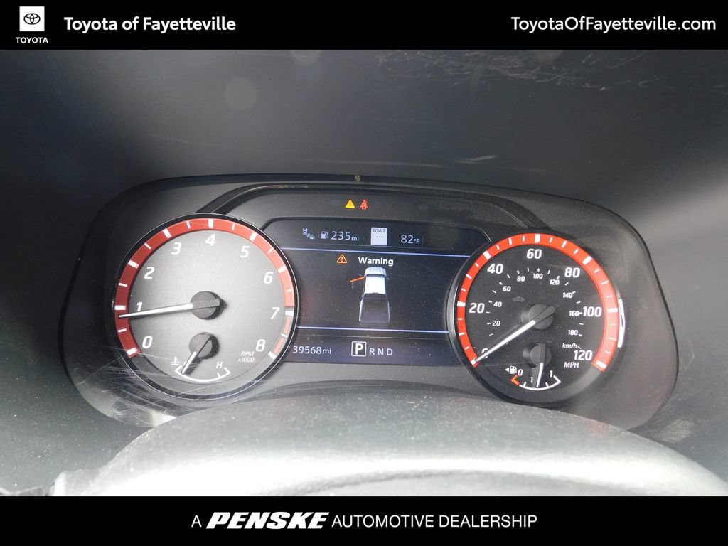 Used 2022 Nissan Frontier Pro-X RWD image 11