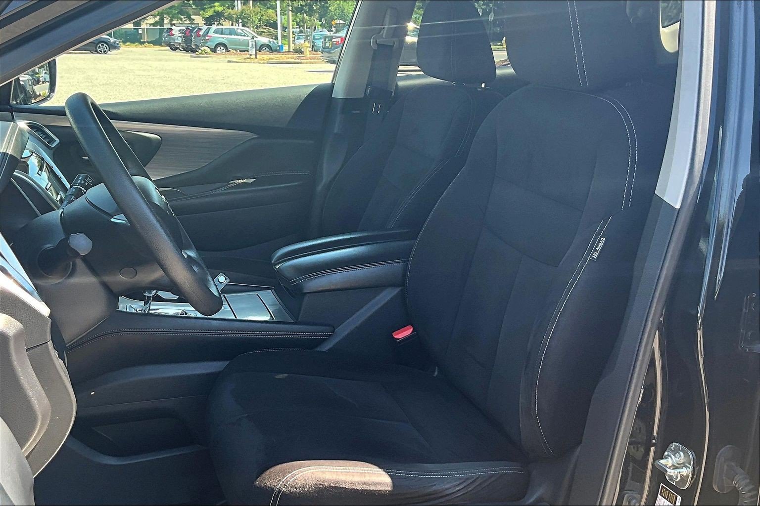 Used 2015 Nissan Murano S AWD/4WD image 27