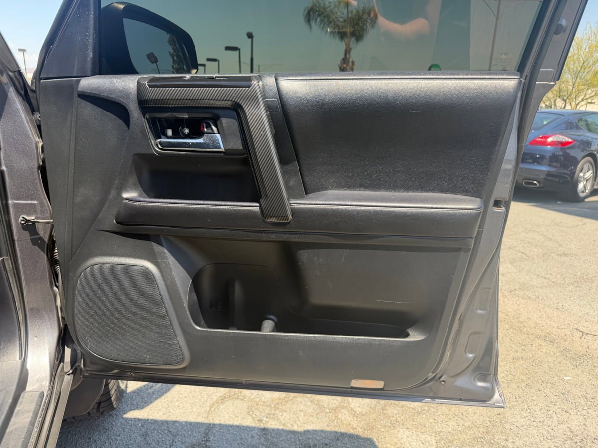 Used 2022 Toyota 4Runner SR5 AWD/4WD image 23