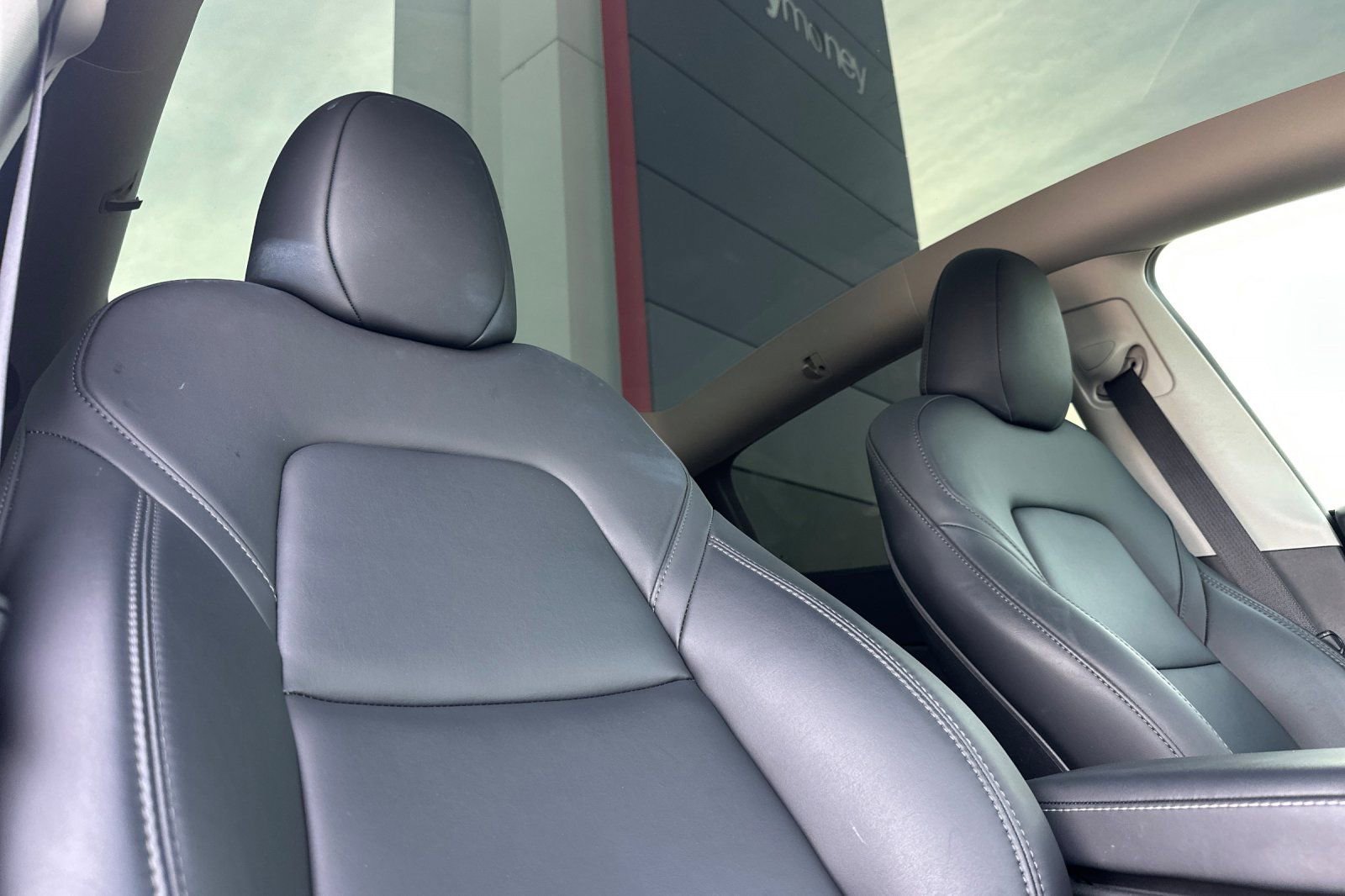 Used 2024 Tesla Model Y Long Range image 20