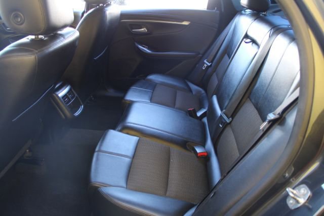 Used 2019 Chevrolet Impala LT FWD image 9