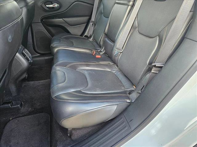 Used 2016 Jeep Cherokee High Altitude w/ Luxury Group image 18