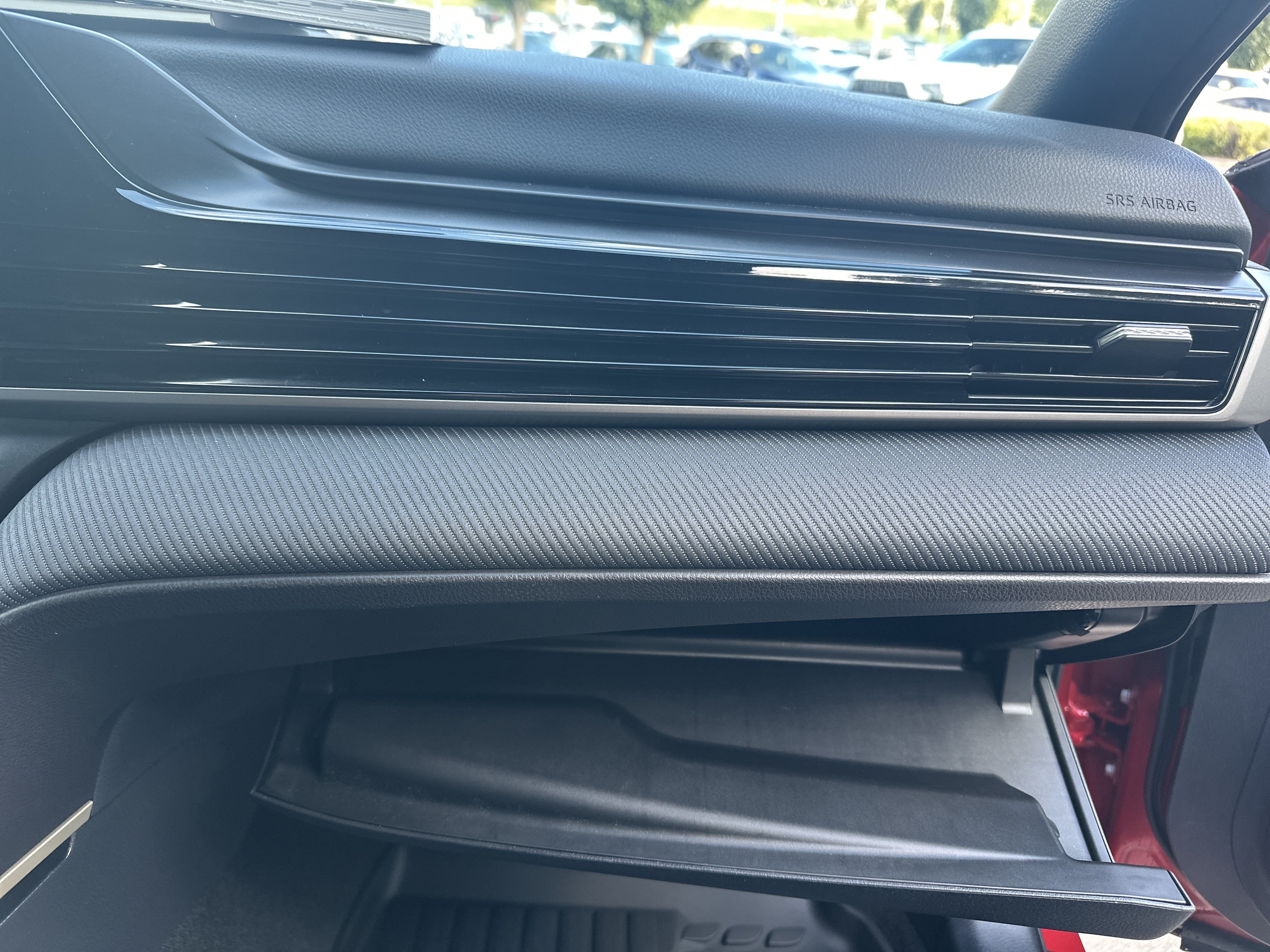 Used 2025 Toyota Camry SE FWD image 27