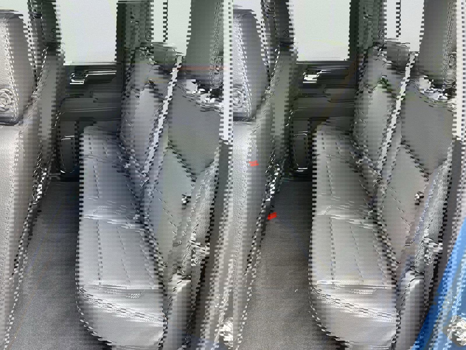 New 2026 GMC Sierra 2500 Denali w/ Denali Reserve Package image 18