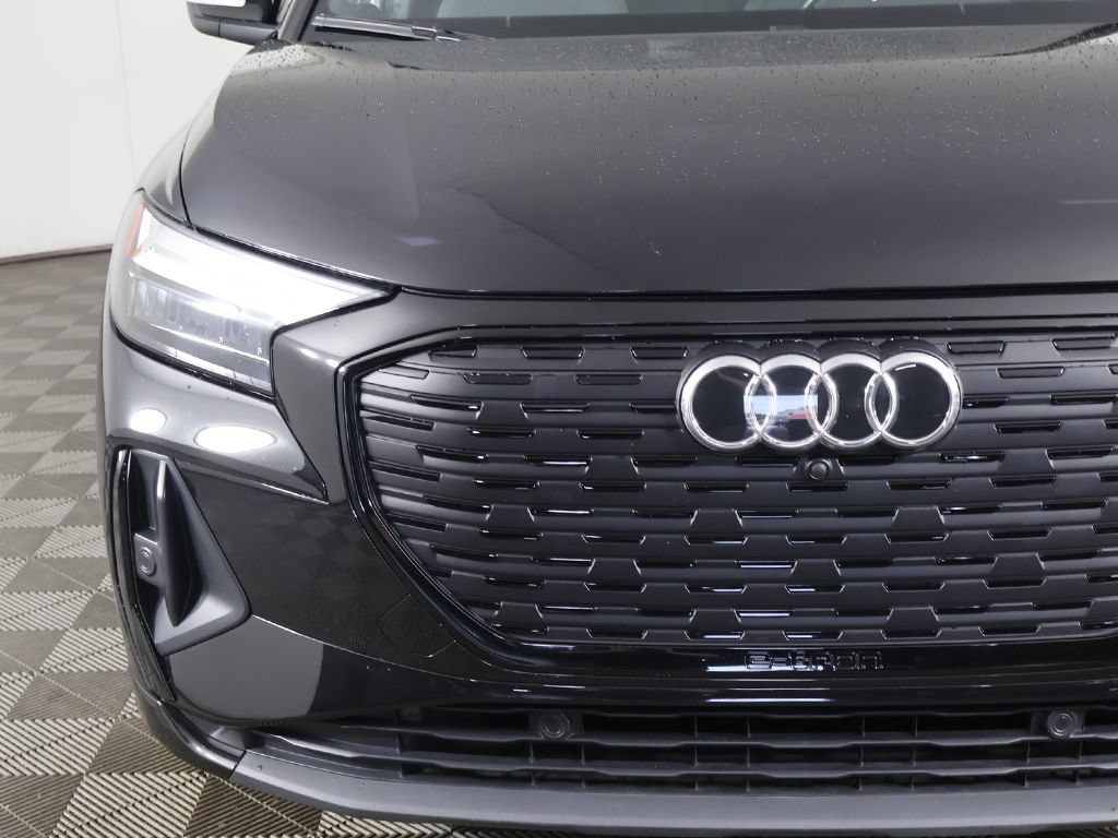 Used 2023 Audi Q4 e-tron Premium Plus w/ Premium Plus AWD/4WD image 15