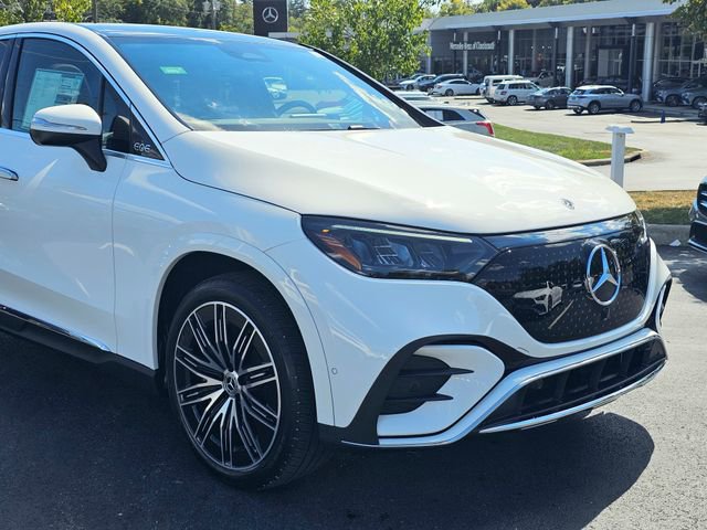 New 2026 Mercedes-Benz EQE 320 4MATIC SUV image 2