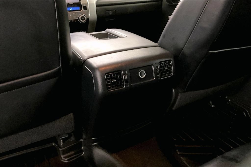 Used 2018 Toyota Tundra Platinum AWD/4WD image 11