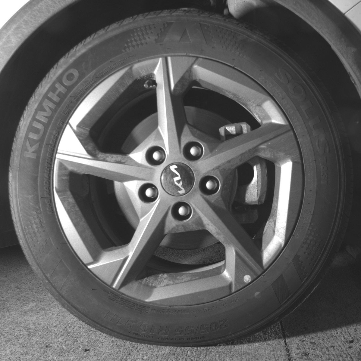 Used 2025 Kia K4 LXS image 13