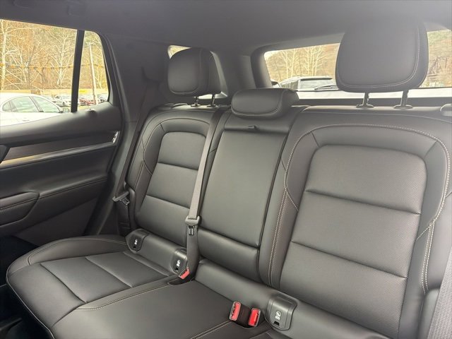 Used 2026 GMC Terrain Elevation w/ Elevation Premium Package image 8