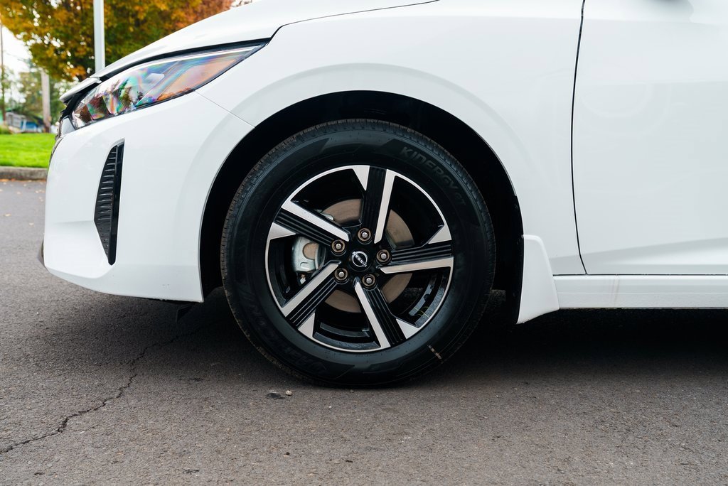 New 2025 Nissan Sentra SV w/ Trunk Package image 7