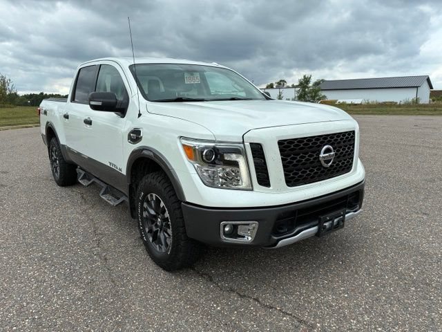 Used 2017 Nissan Titan PRO-4X AWD/4WD image 3