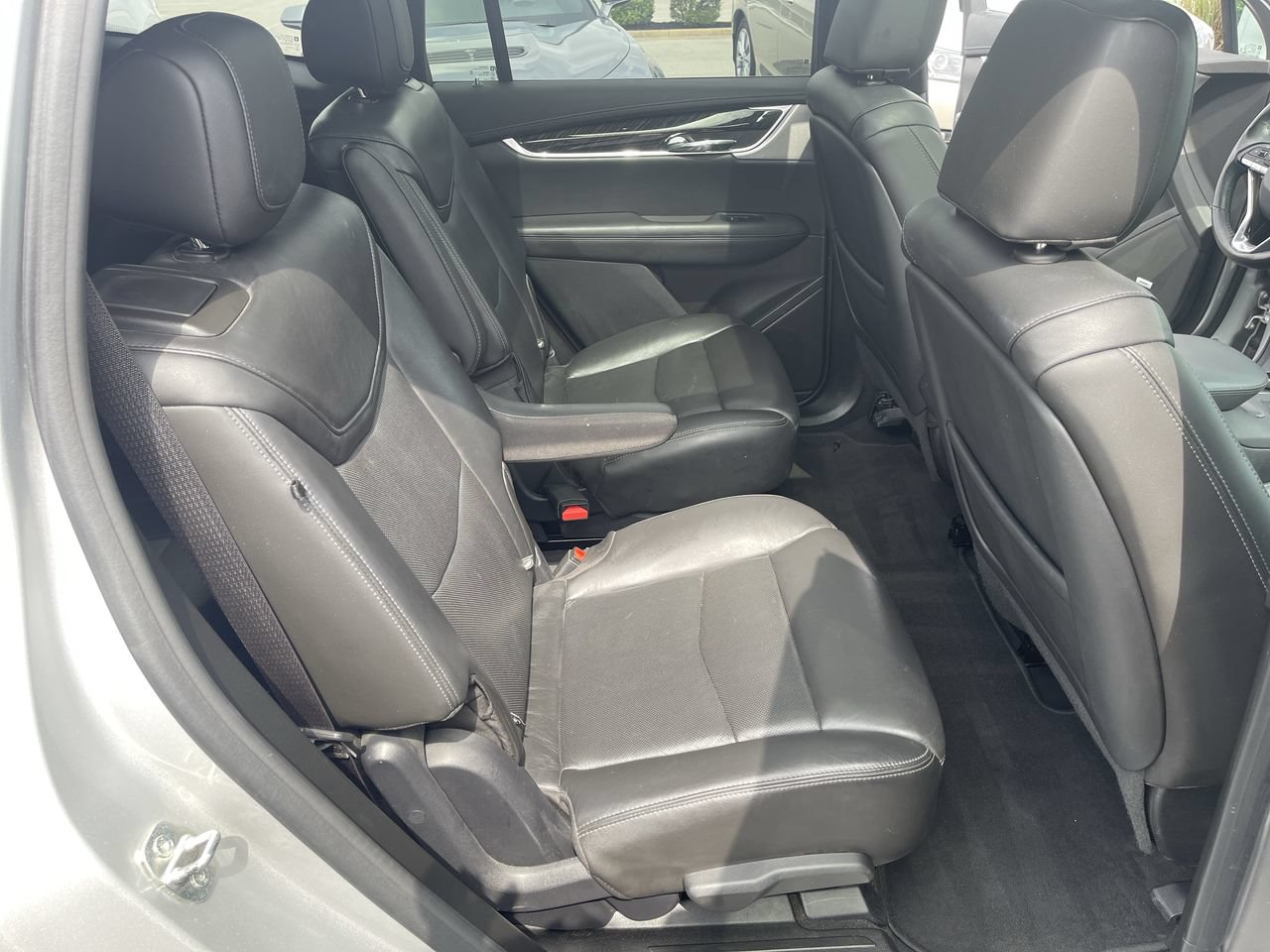 Used 2020 Cadillac XT6 Premium Luxury FWD image 28
