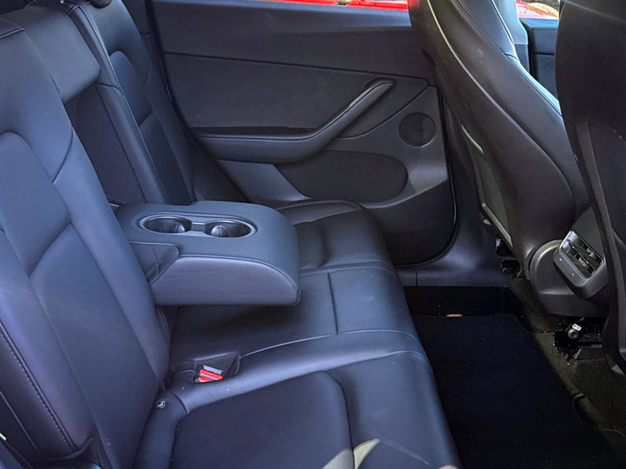 Used 2020 Tesla Model Y Long Range image 30