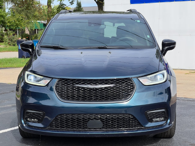Used 2025 Chrysler Pacifica Limited FWD image 50