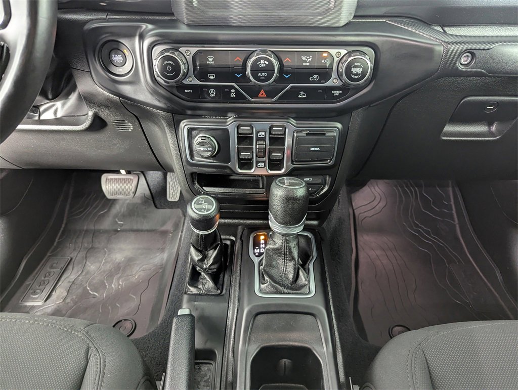 Used 2022 Jeep Gladiator Sport image 27