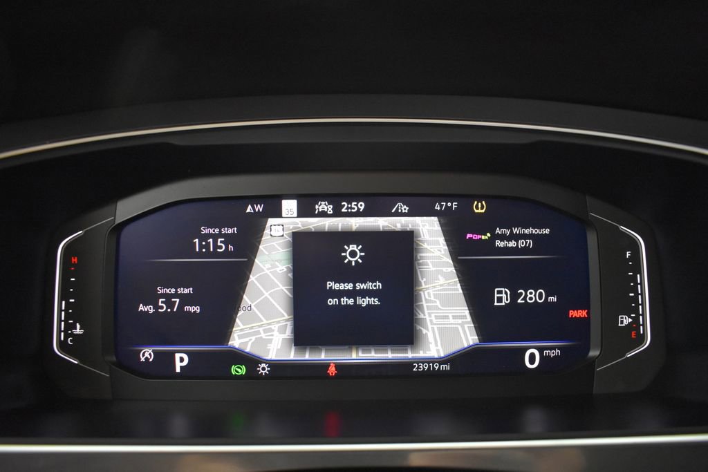 Used 2023 Volkswagen Tiguan SEL R-Line image 29