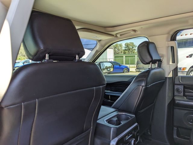 Used 2018 Ford Expedition Platinum image 19