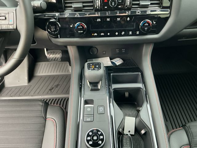 New 2026 Nissan Pathfinder SV image 12