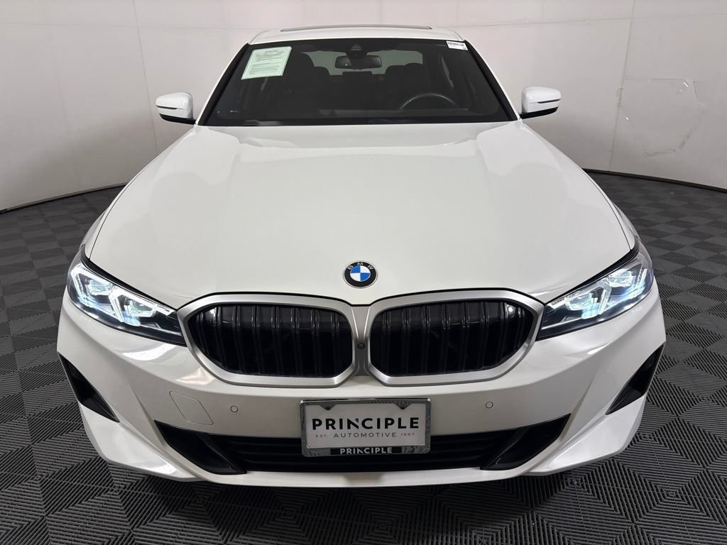 Certified 2024 BMW 330i xDrive Sedan w/ Convenience Package AWD/4WD image 3