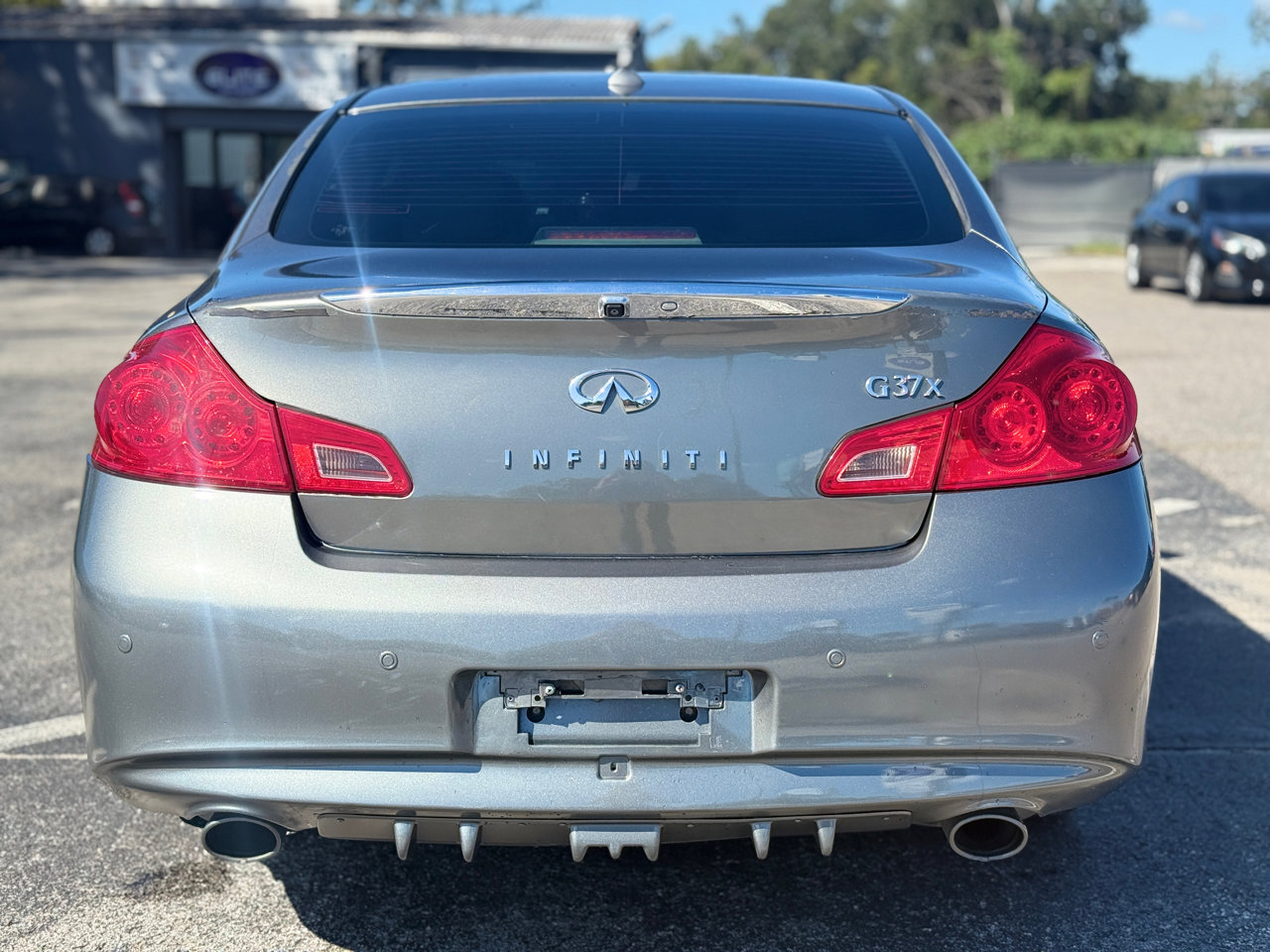 Used 2013 INFINITI G37 x w/ Premium Pkg image 6