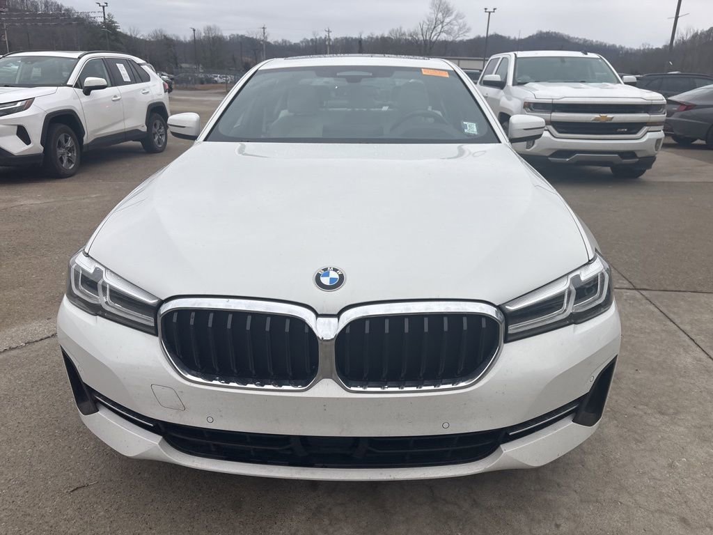 Used 2021 BMW 530e w/ Executive Package video 2