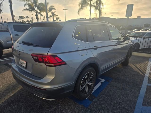 Used 2019 Volkswagen Tiguan SEL image 3
