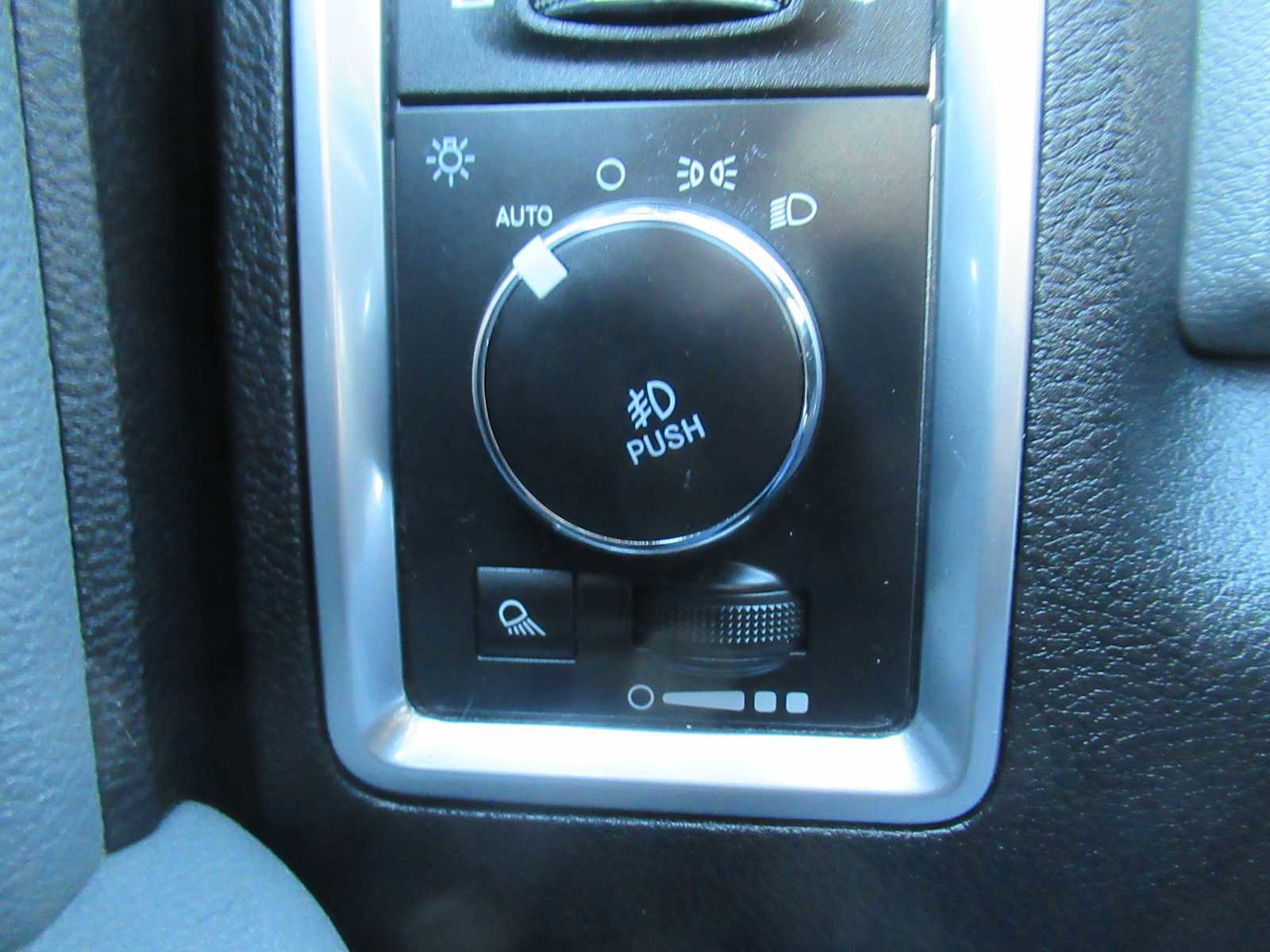 Used 2017 RAM 1500 Big Horn image 29