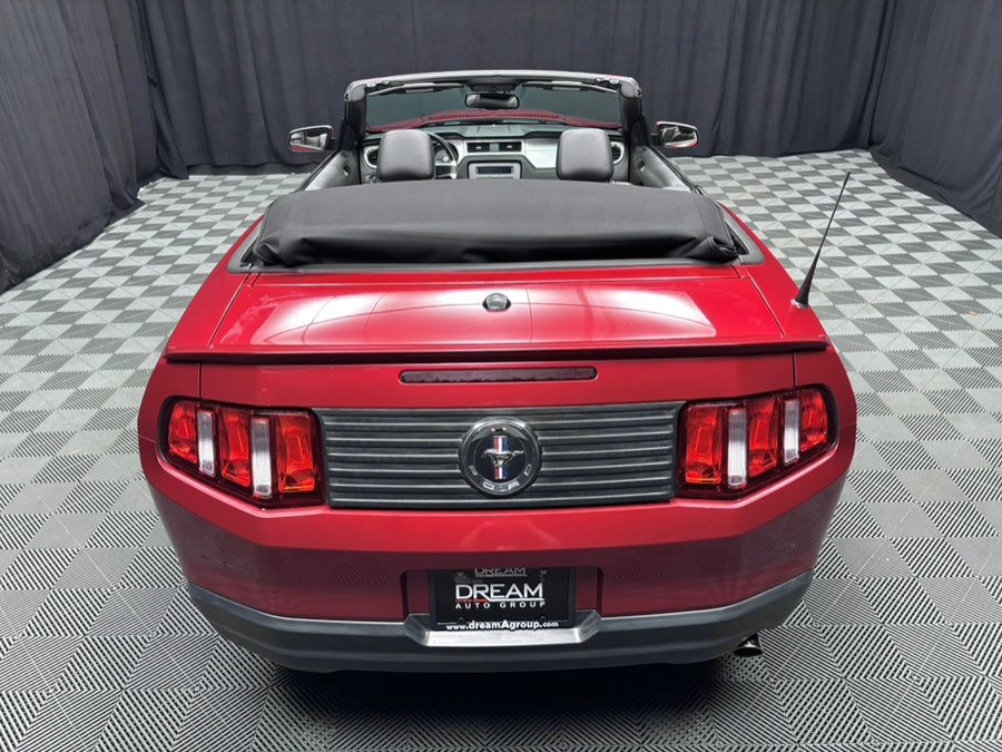 Used 2010 Ford Mustang Premium image 7