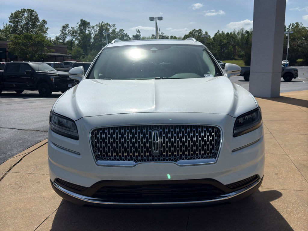 Used 2023 Lincoln Nautilus Reserve image 2