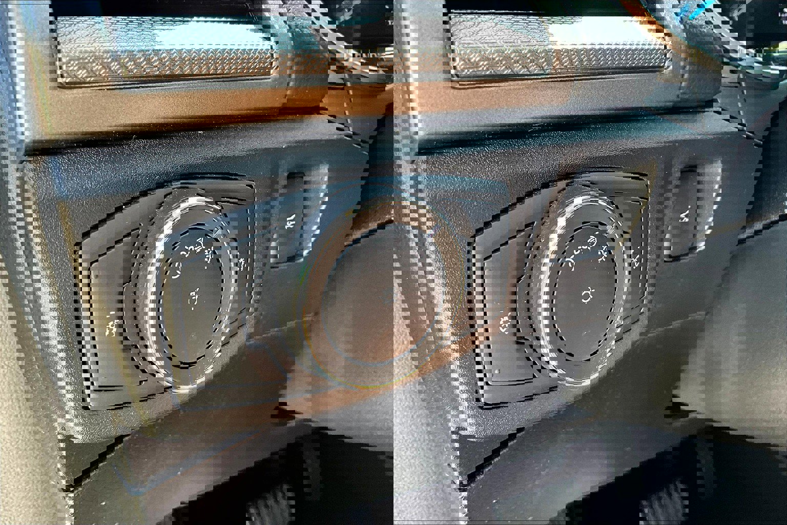 Used 2018 Ford Fusion S image 35