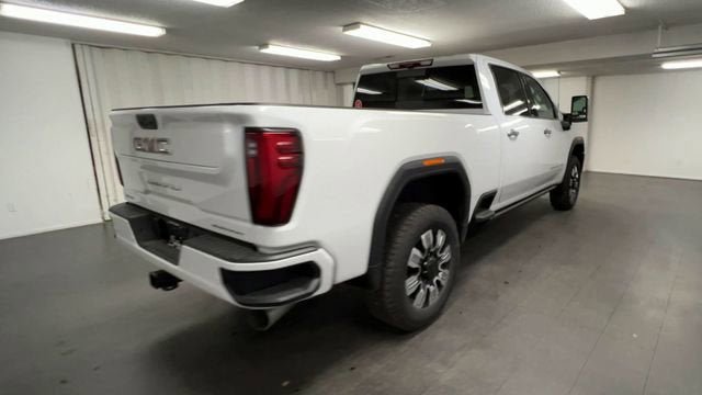 New 2025 GMC Sierra 2500 Denali w/ Denali Reserve Package image 8