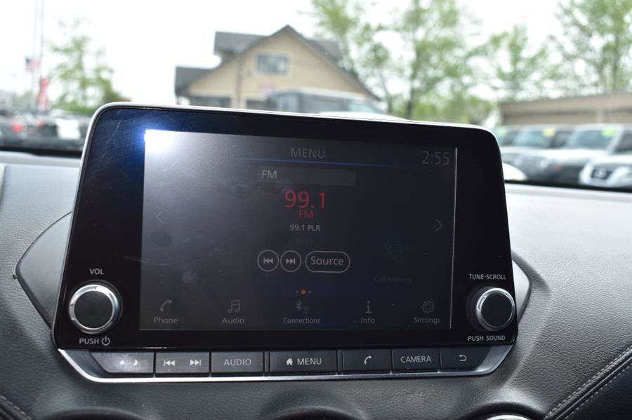 Used 2020 Nissan Sentra SV image 12