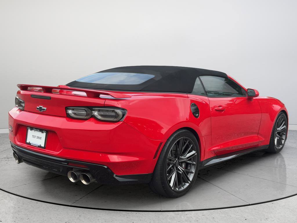 Used 2020 Chevrolet Camaro ZL1 RWD image 7