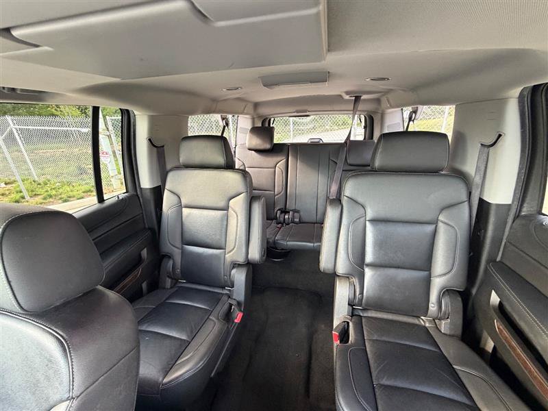 Used 2017 Chevrolet Suburban LT w/ LT Signature Package AWD/4WD image 15