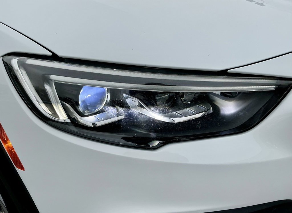 Used 2018 Buick Regal Essence w/ Driver Confidence Package #1 image 8